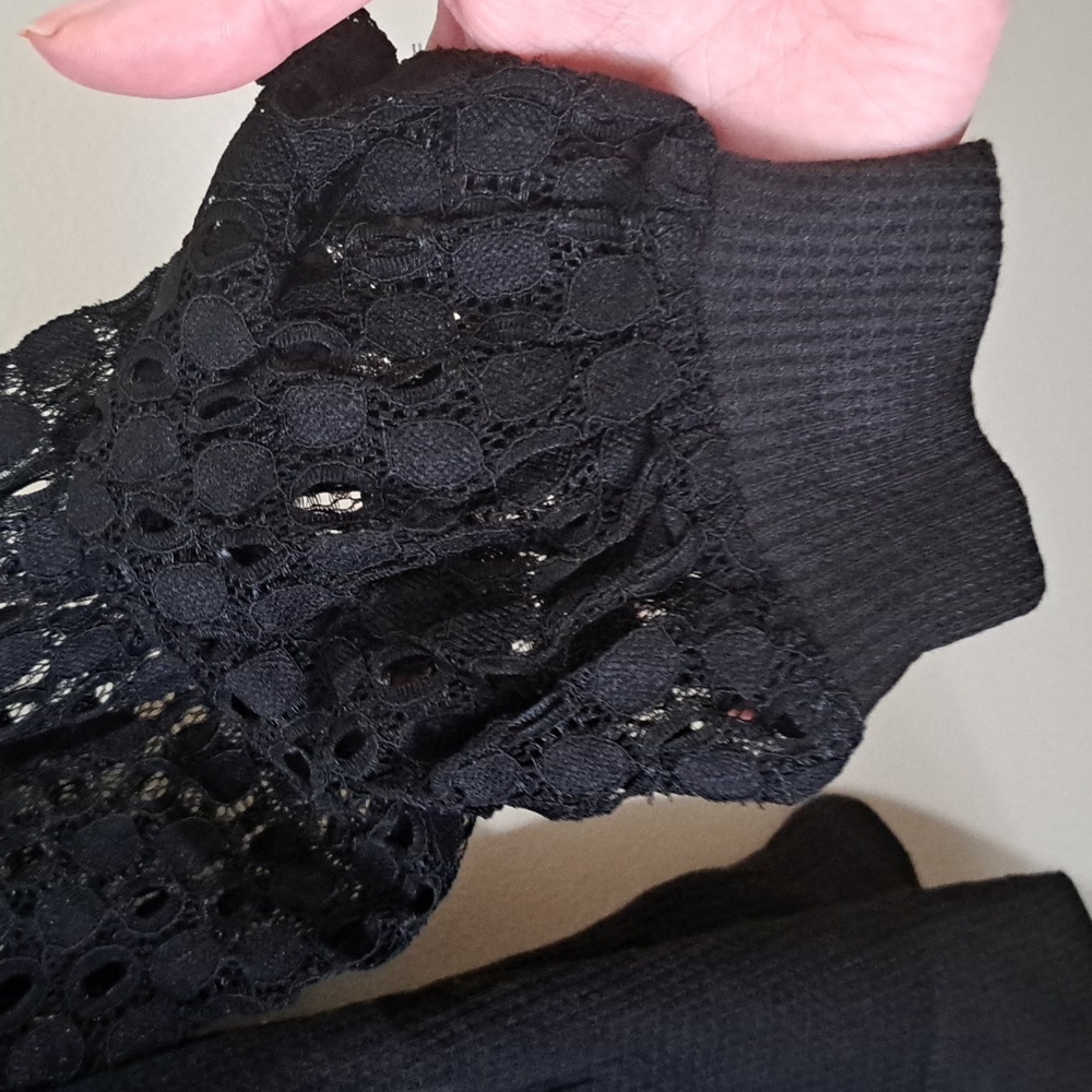 ❤️Chic Black Lace Sleeve Top - Picture 8 of 8